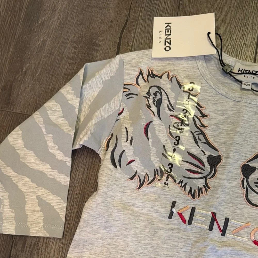 Kenzo Gray Long Sleeve Tee with Bold Animal Design - Picture 4 of 9
